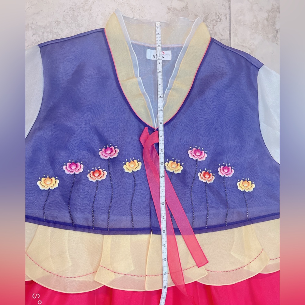 Korean Hanbok - Picture 6 of 8